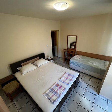 Dvete Brezi Hotel Burgas Exterior photo